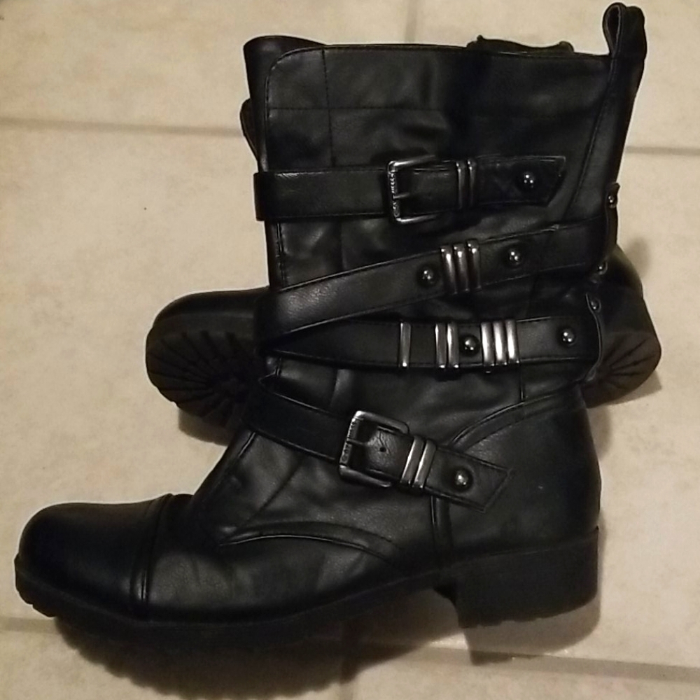 Moto boots